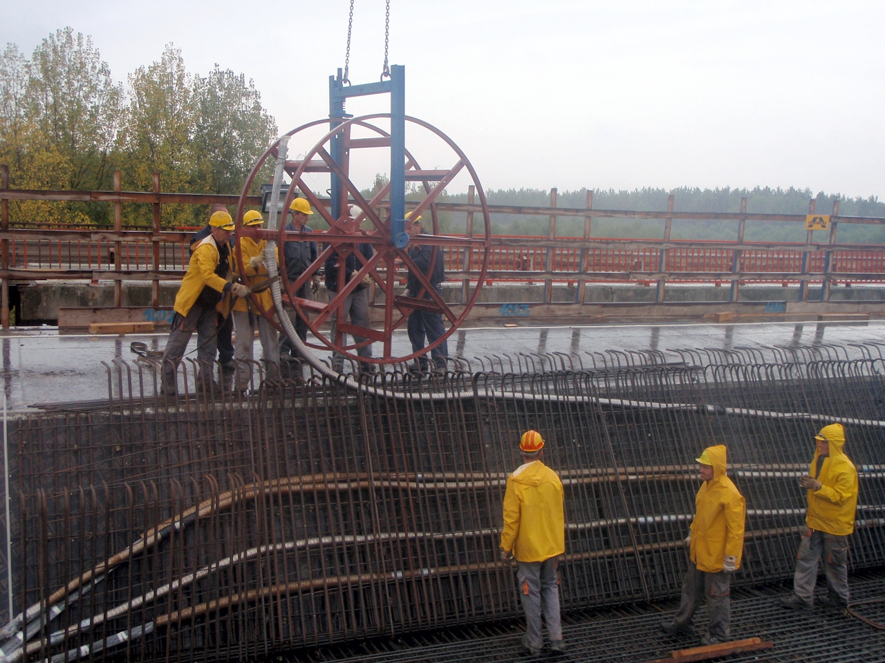 construction of bridge near beska