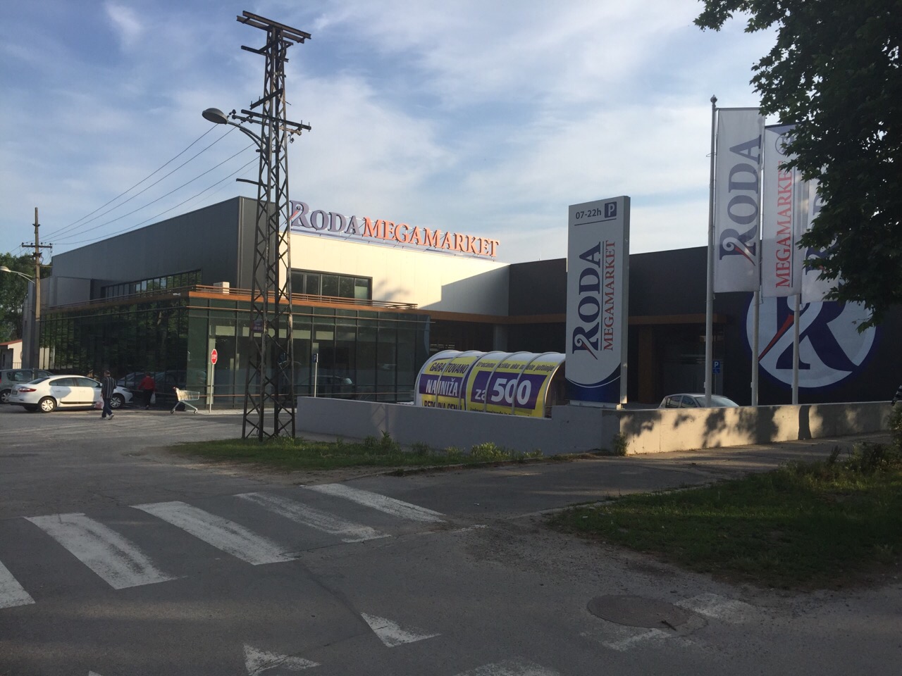 Megamarket Roda in Novi Sad